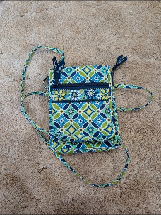 Vera Bradley Handbags - Vera Bradley Quilted Cotton Crossbody Wallet Bag Blue Green Floral